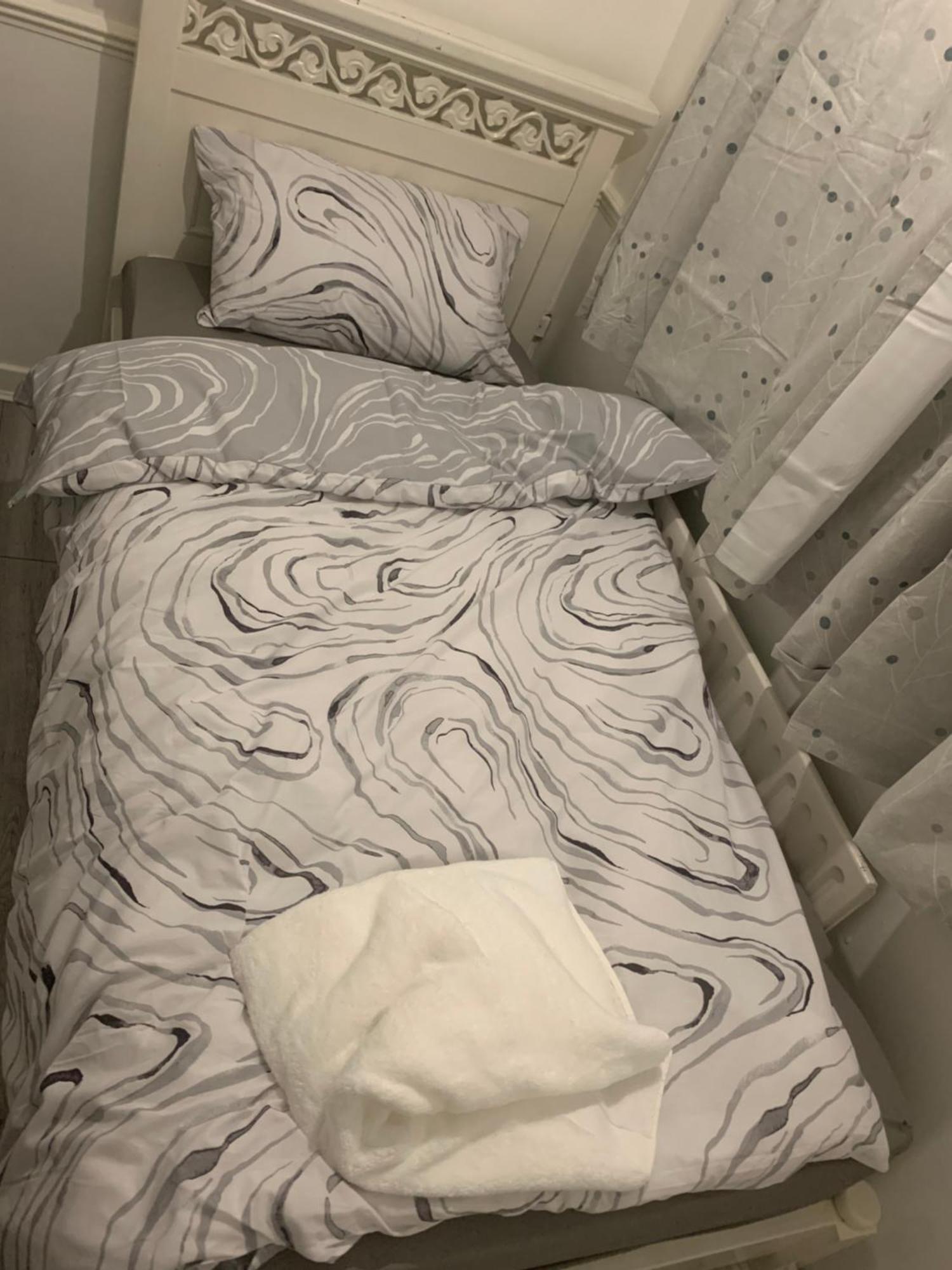 At Apex House Single Room Horndon-on-the-Hill Екстер'єр фото